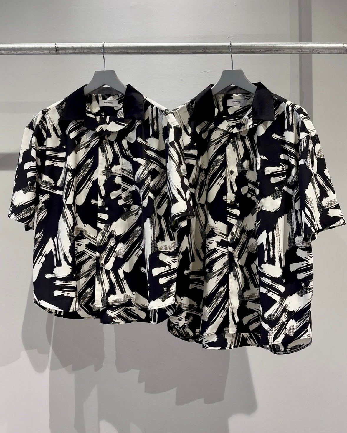 Mercury Mini Button Splash Print Black Collar Shirt - JAPAN MADE