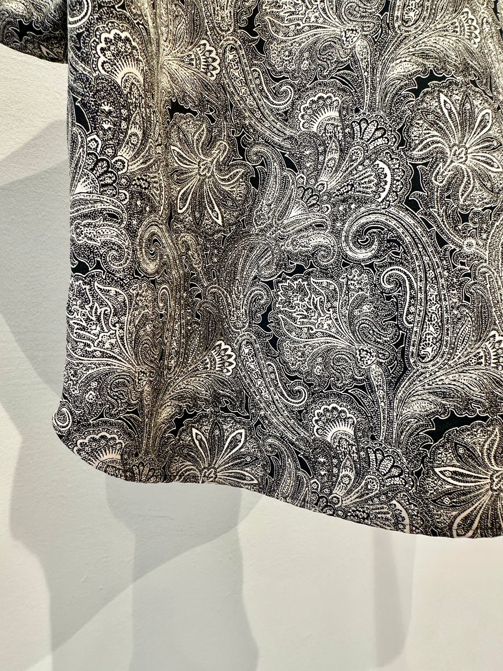 Mercury Mini Button Paisley Black Collar Shirt - JAPAN MADE