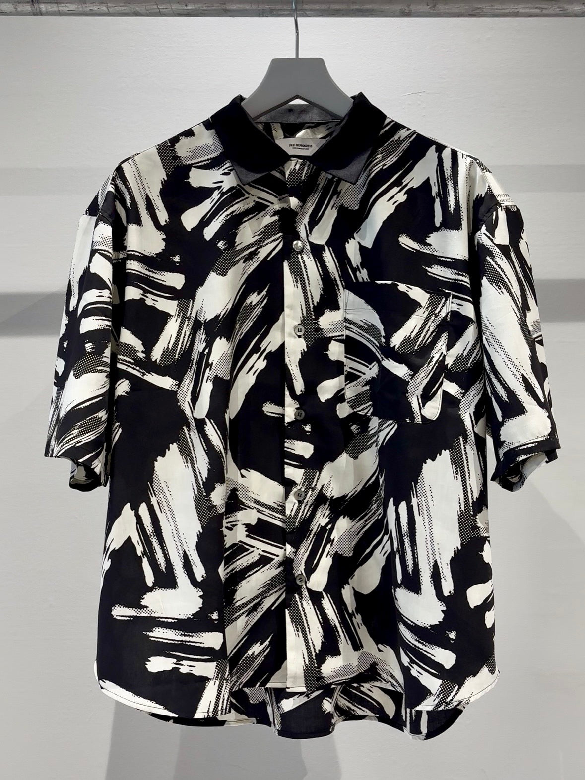 Mercury Mini Button Splash Print Black Collar Shirt - JAPAN MADE