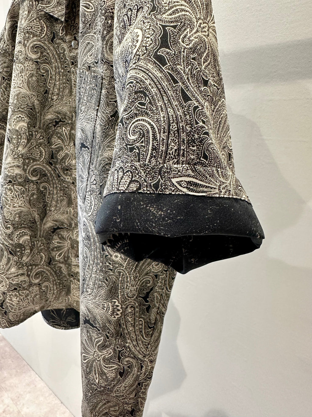 Mercury Mini Button Paisley Black Collar Shirt - JAPAN MADE