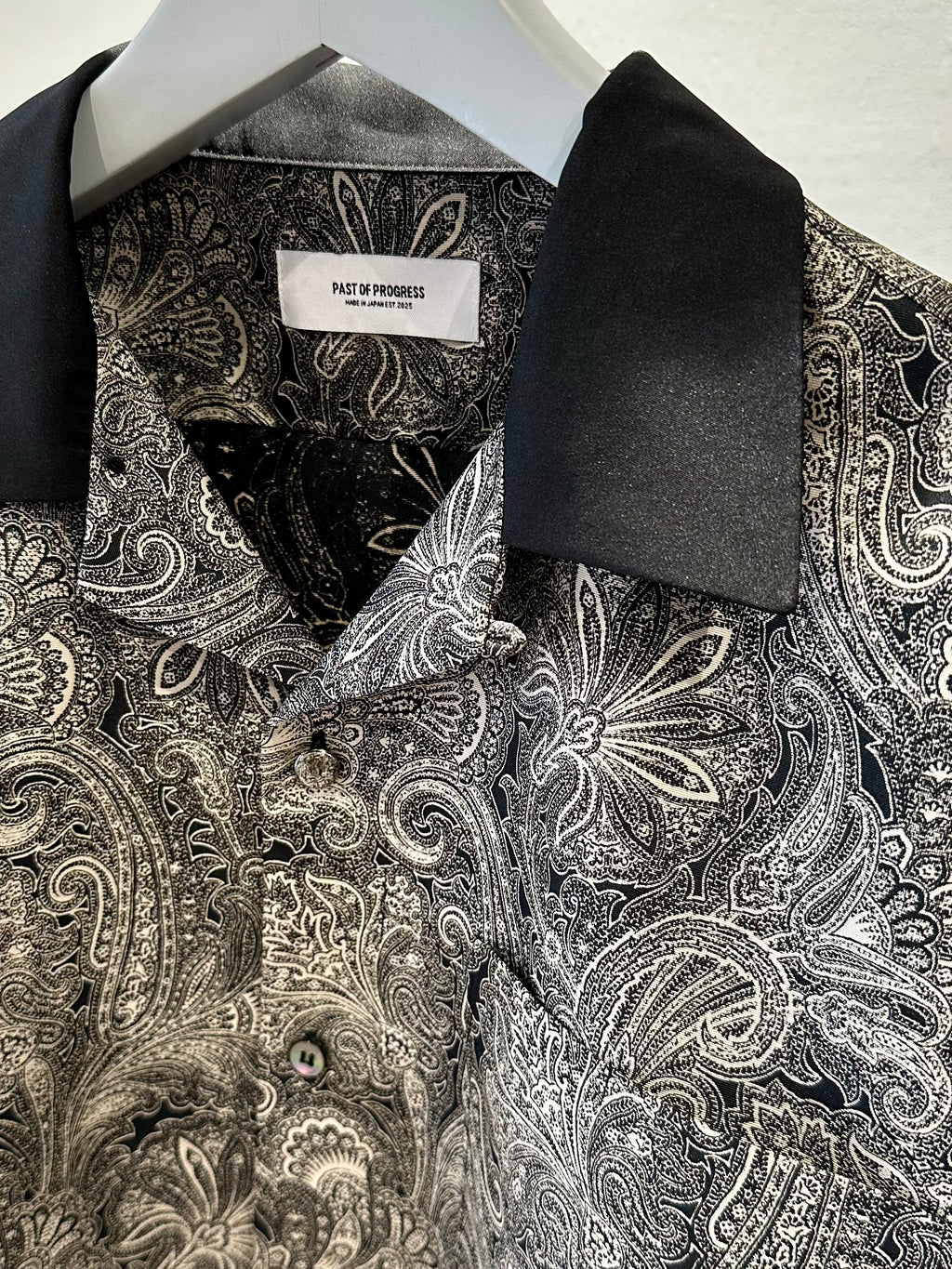 Mercury Mini Button Paisley Black Collar Shirt - JAPAN MADE
