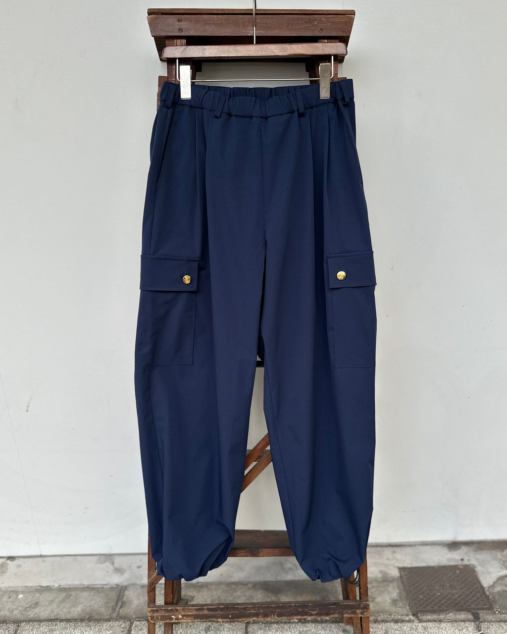 CHANGE BUTTON SOLOTEX®︎ CARGO SLACKS - NAVY