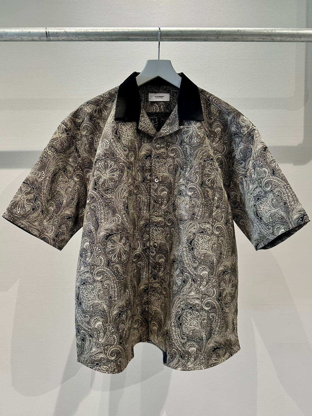 Mercury Mini Button Paisley Black Collar Shirt - JAPAN MADE