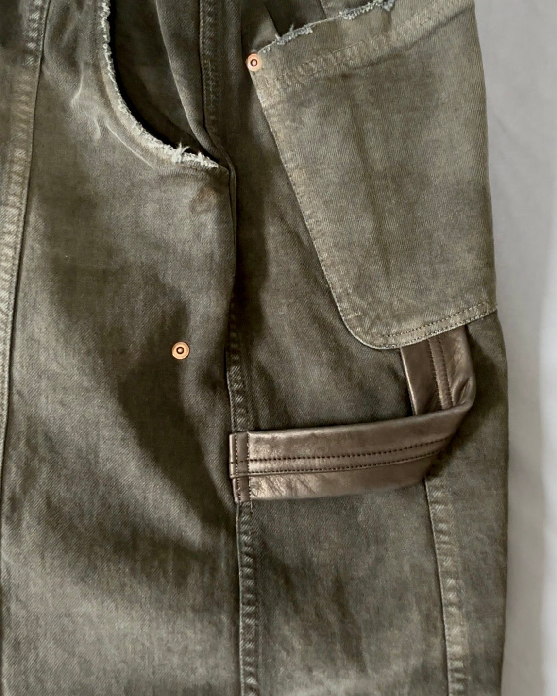 【VOO × PAST OF PROGRESS】LOOP D.P BALLOON DAMAGED / SUMI BLACK
