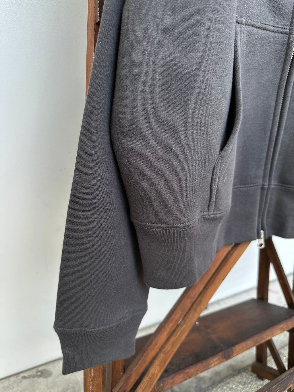 CLASSIC LOGO BOX TANTAKE HOODIE（VINTAGE BLACK）PAST-006