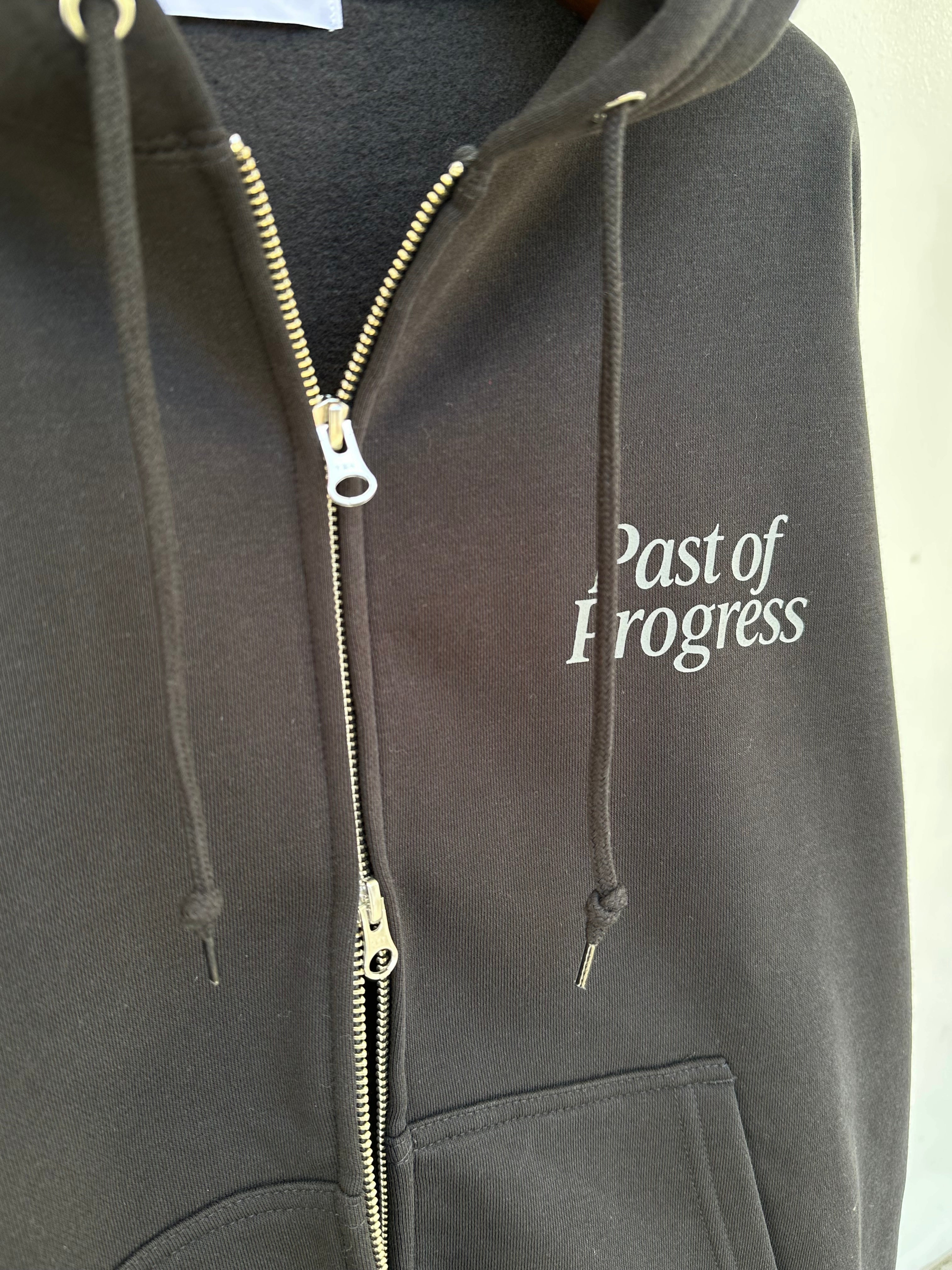 CLASSIC LOGO BOX TANTAKE HOODIE（BLACK）PAST-006