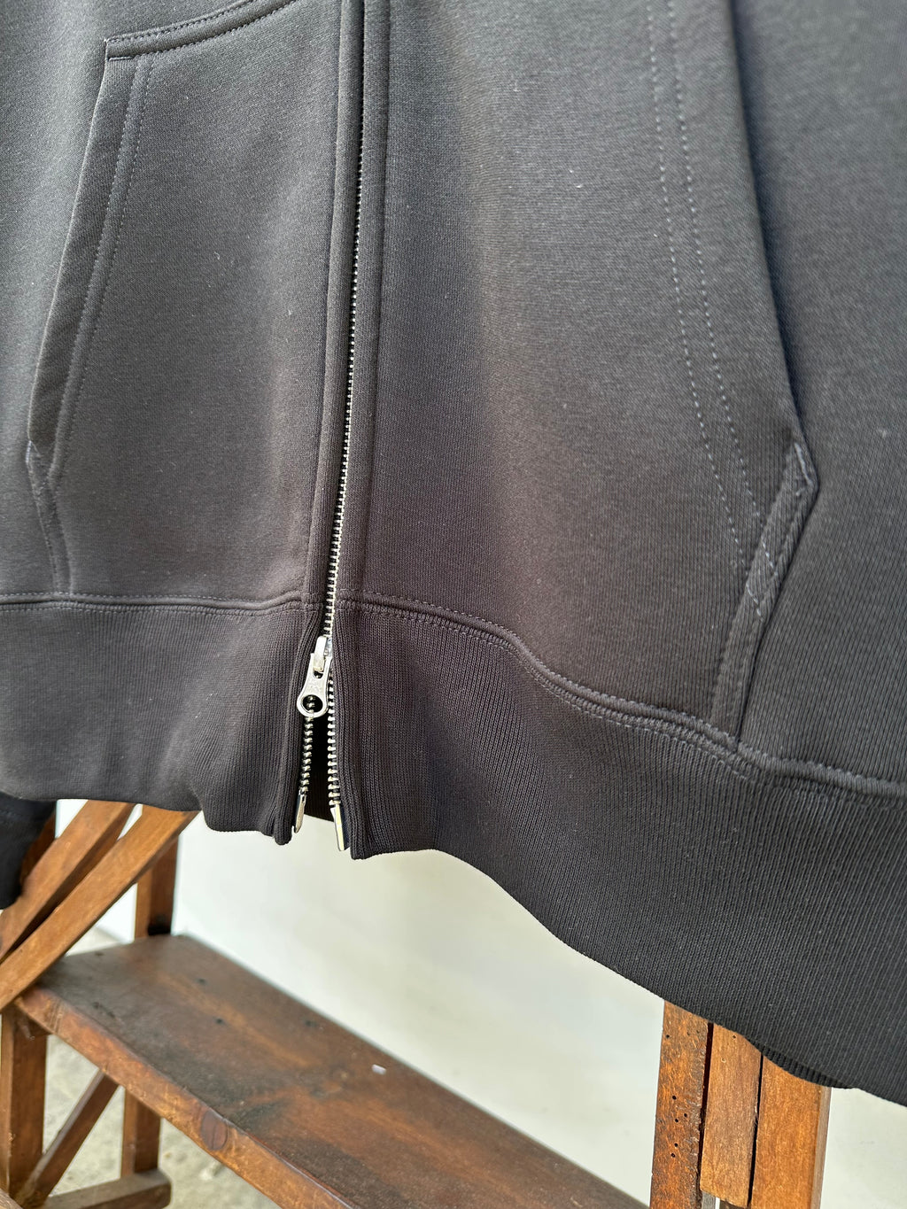 CLASSIC LOGO BOX TANTAKE HOODIE（BLACK）PAST-006