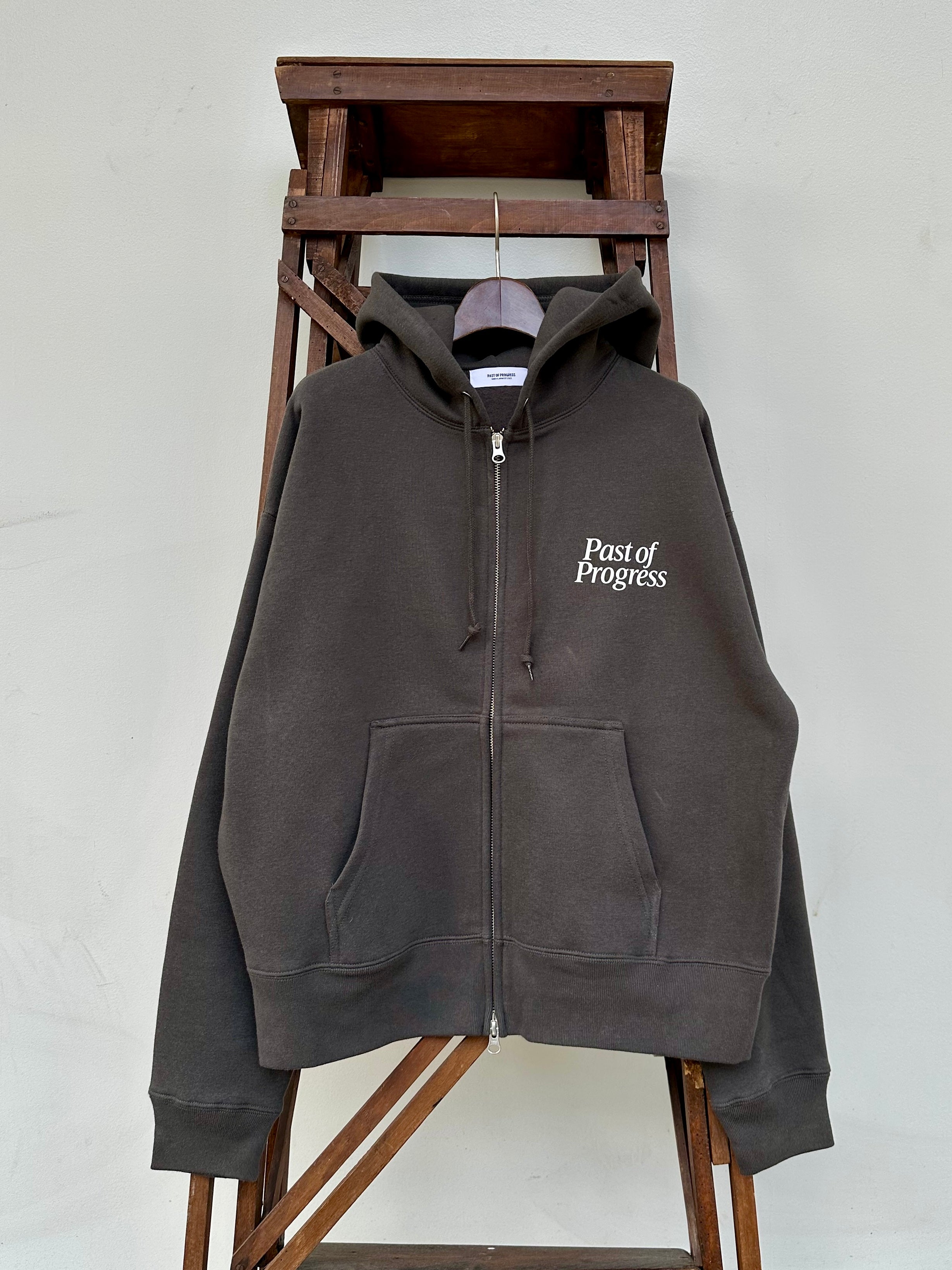 CLASSIC LOGO BOX TANTAKE HOODIE（VINTAGE BLACK）PAST-006