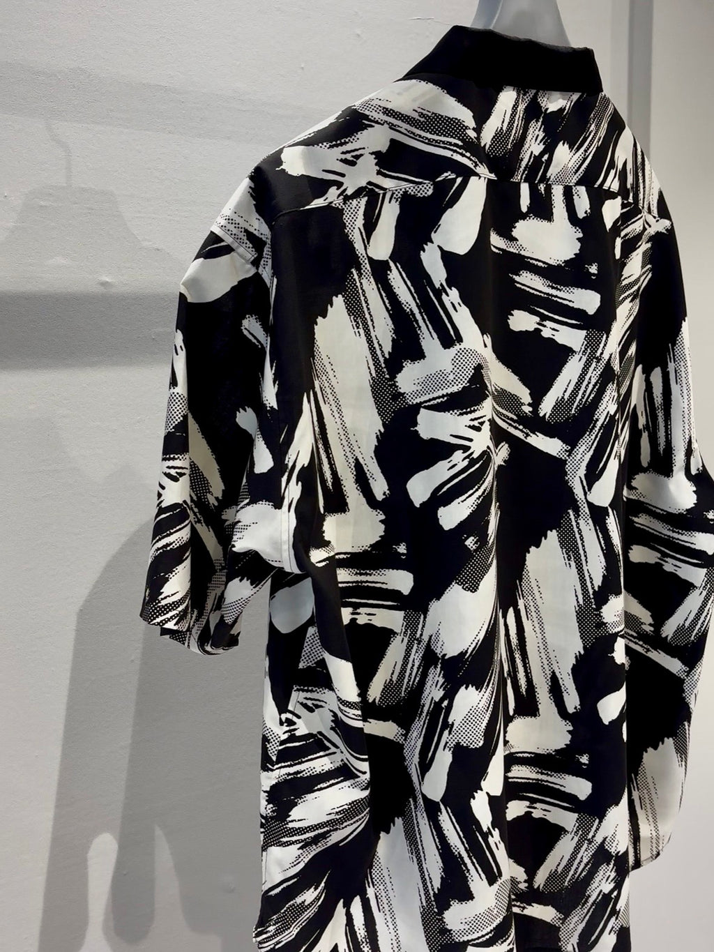 Mercury Mini Button Splash Print Black Collar Shirt - JAPAN MADE